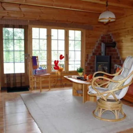 Traumhaftes Ferienhaus Сasa de vacaciones Neukalen